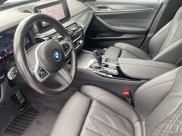 BMW 520 - 11