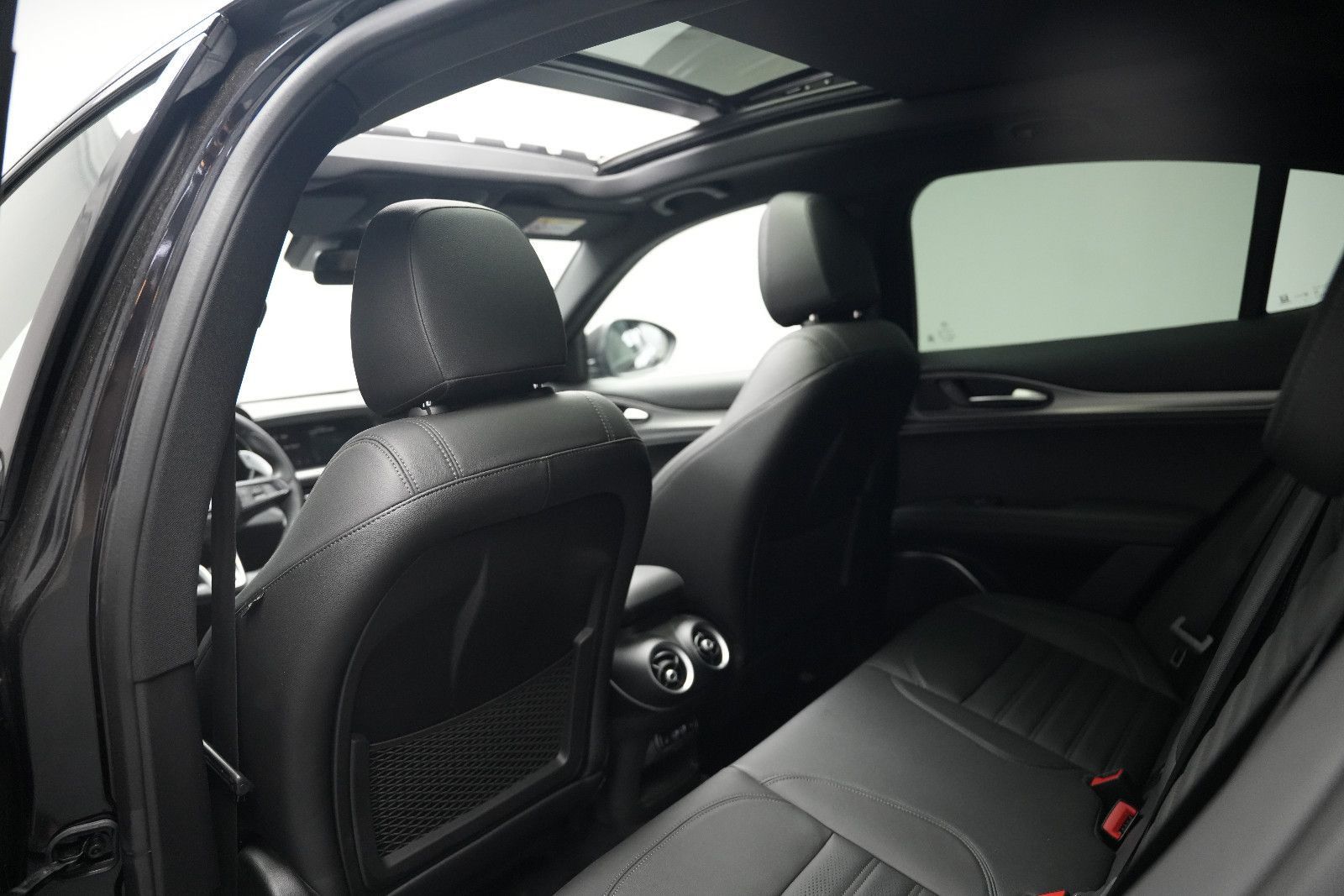 Fahrzeugabbildung Alfa Romeo Stelvio Veloce*Panorama*Harman&Kardon*Memory*Kam
