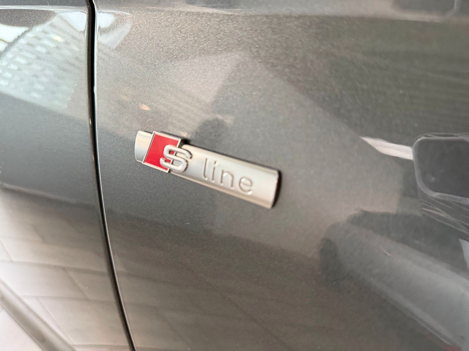 Fahrzeugabbildung Audi A6 Avant 2.0 TDI quattro S-LINE/NAVI/SPORT/Nappa