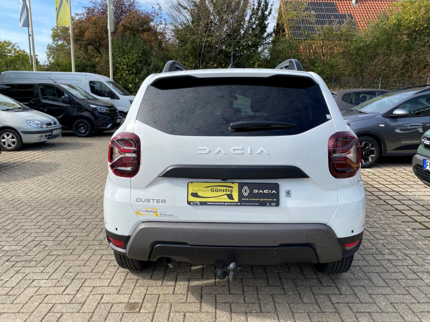 Fahrzeugabbildung Dacia Duster II Journey Navi Soundsystem Apple CarPlay
