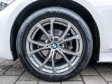 BMW 318d Sport Line PANO ACC AHK NAVI LED PDC V+H DA - gebrauchte BMW 318 aus dem Jahr 2022
