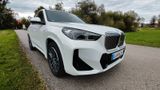 BMW iX1 eDrive20 - M-Sport, Head-Up, 360° Kamera - BMW iX1 von privat