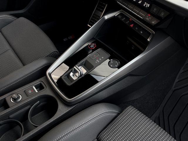 Foto Nummer 10: AUDI S3