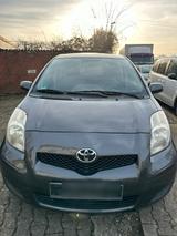 Toyota Yaris - Toyota Yaris Gebrauchtwagen in Freiburg