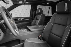 Escalade V8 4WD 2021 BLACK/BLACK VIP SEATS