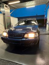Volvo V70 // TÜV neu // Automatik // 2,5L ... - gebrauchte Volvo V70 aus dem Jahr 1998