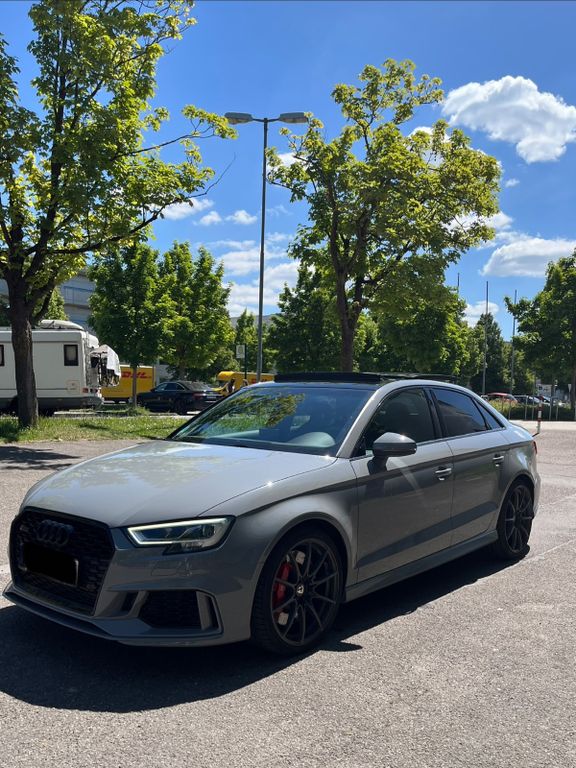 Image of Audi RS3