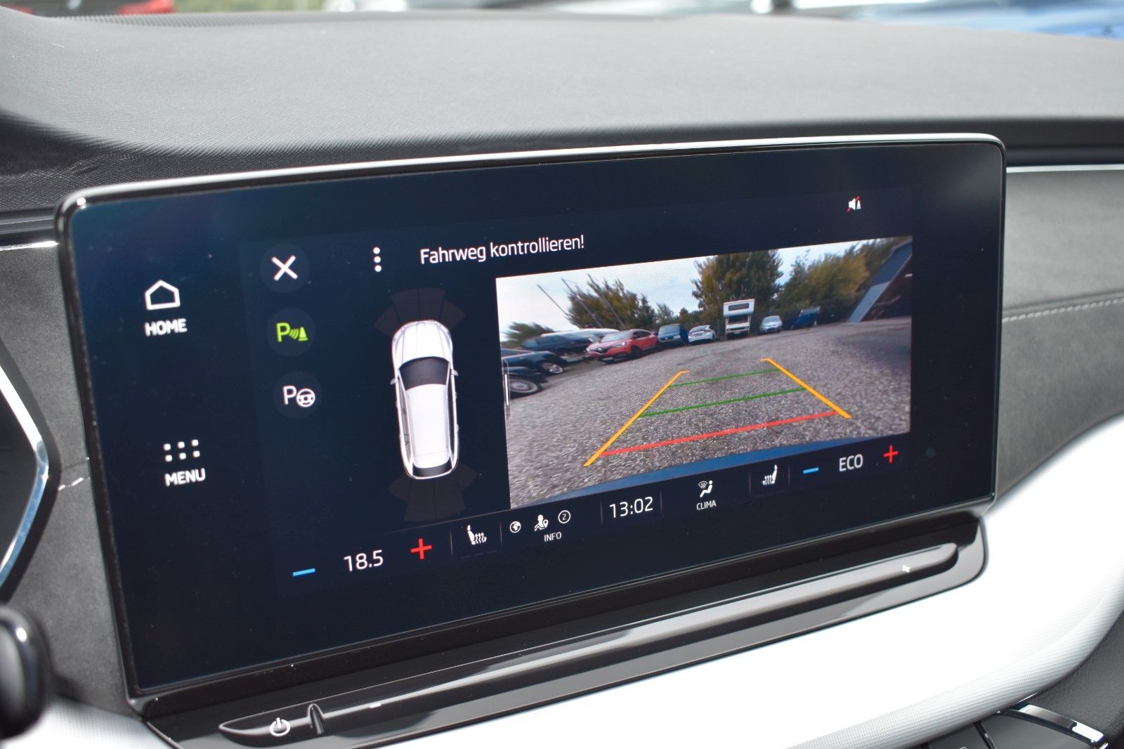 Fahrzeugabbildung SKODA Octavia Combi Style iV