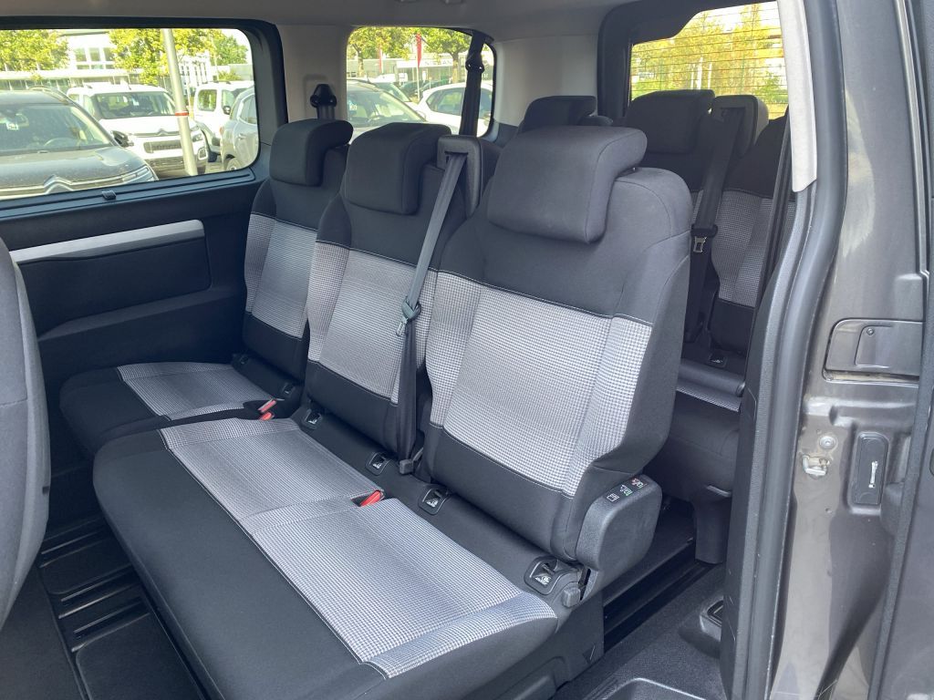 Fahrzeugabbildung Citroën Spacetourer M 2.0 BlueHDi 150 Rip Curl *8-Sitzer