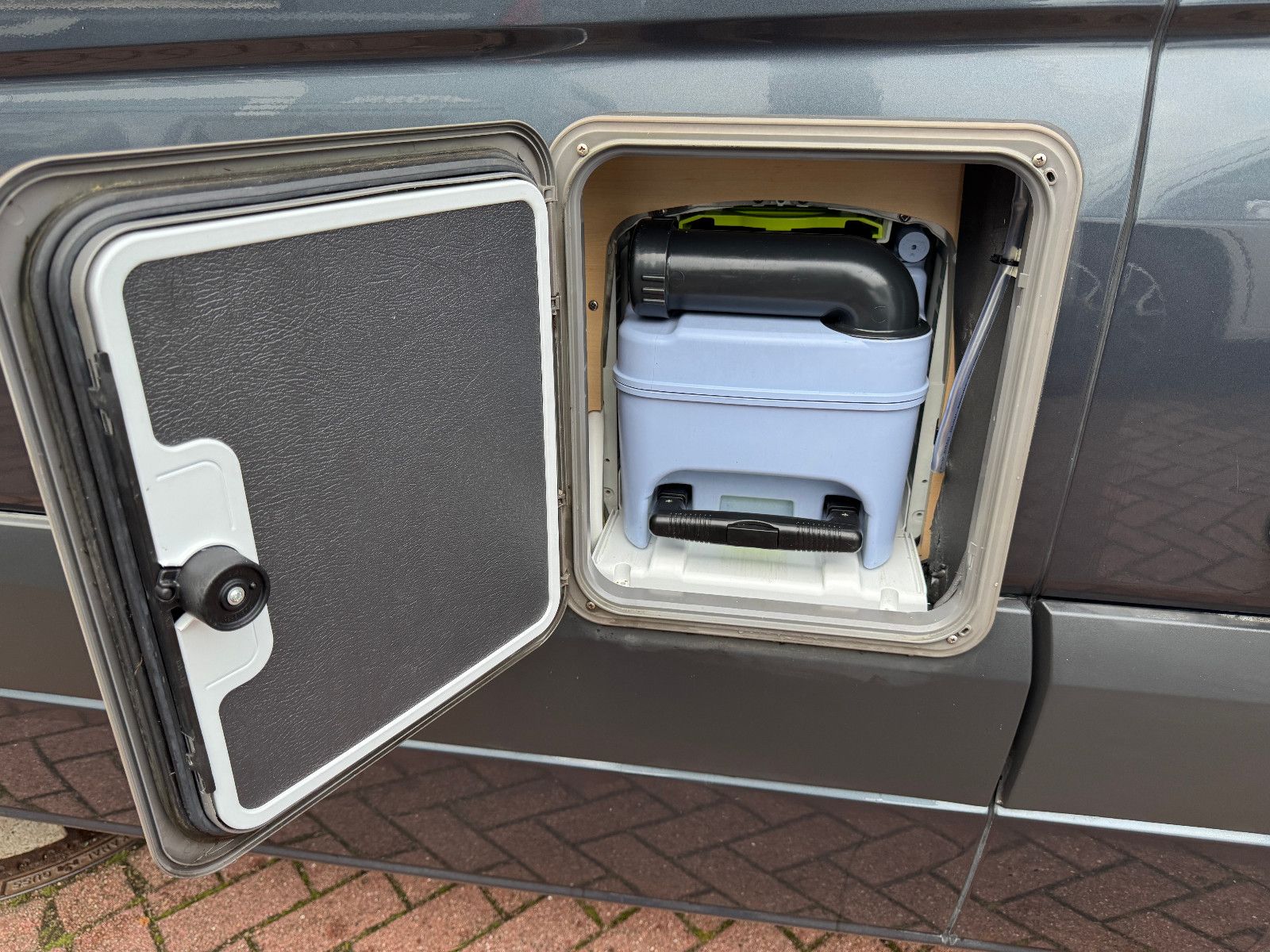 Fahrzeugabbildung La Strada REGENT S MERCEDES SPRINTER 7G-TRONIC SOLAR 1HAND