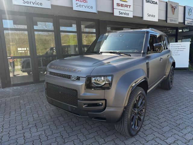 Land Rover Defender 110 P635 OCTA Matt 22" Pano AHK