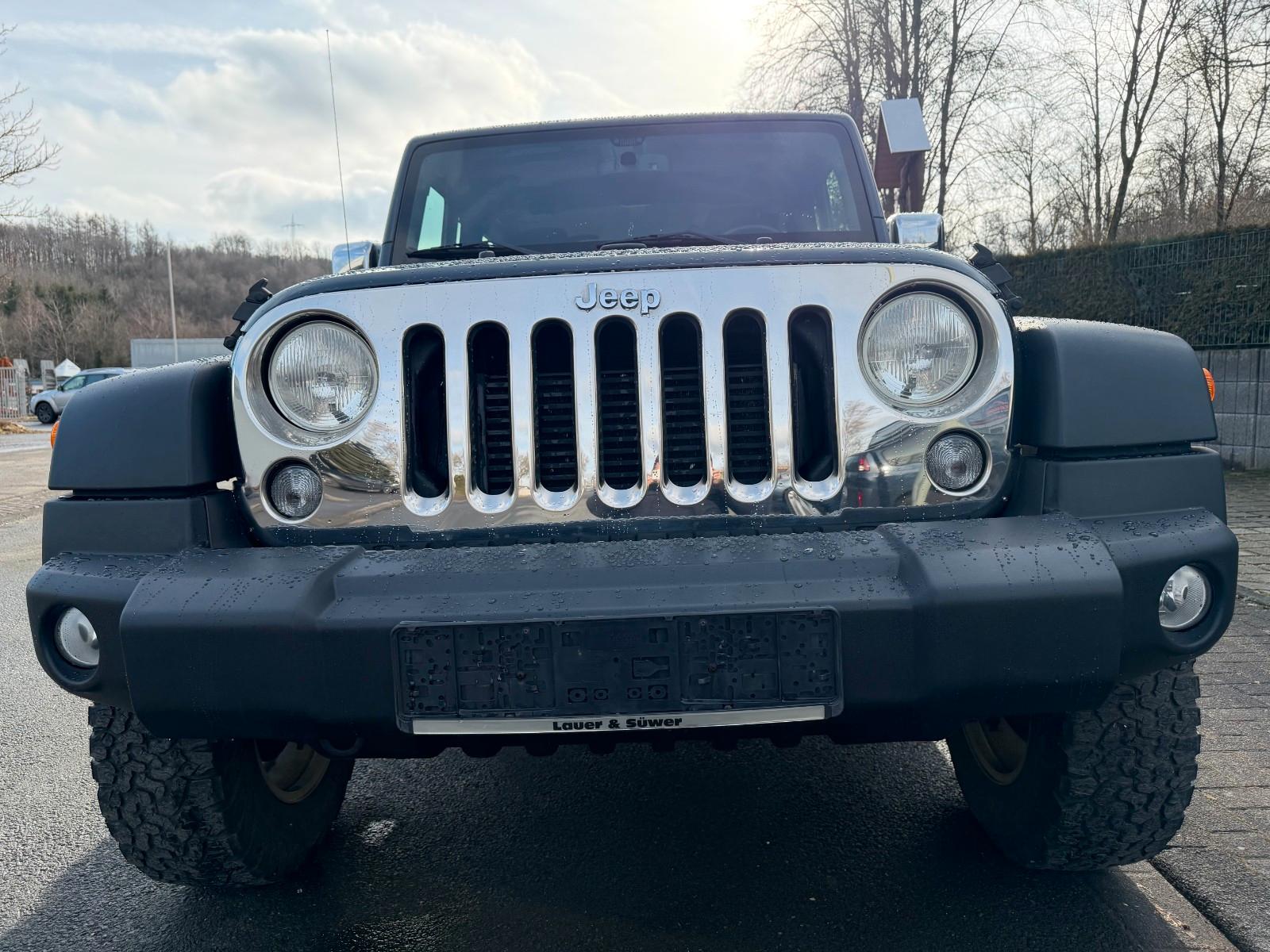 Jeep Wrangler Unlimited Sport *AHK*