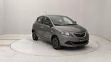 Lancia LANCIA Ypsilon 1.0 firefly hybrid Platino s&s 70 - Lancia Ypsilon Platino mit Hybrid-Antrieb (Benzin/Elektro)