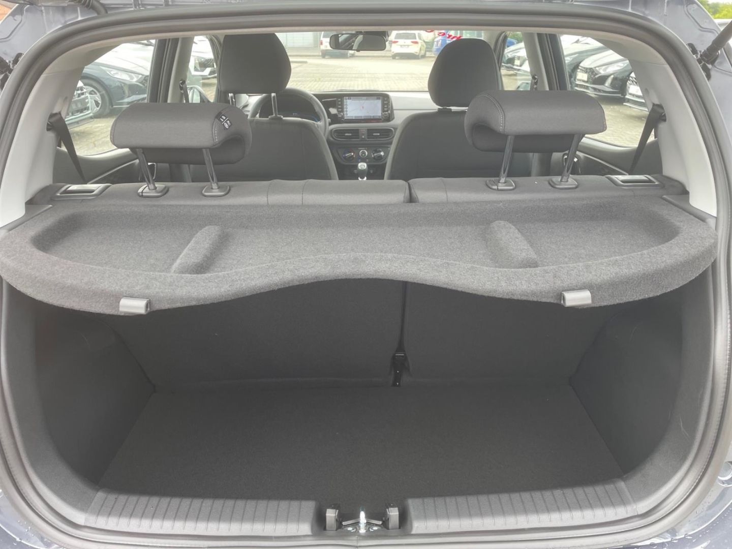 Fahrzeugabbildung Hyundai i10 1.0 Select Navigation Rückfahrkamera Klima