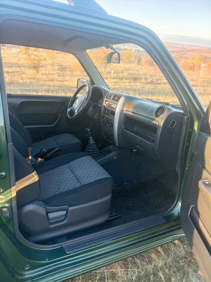 Suzuki Jimny 2009 — photo 9