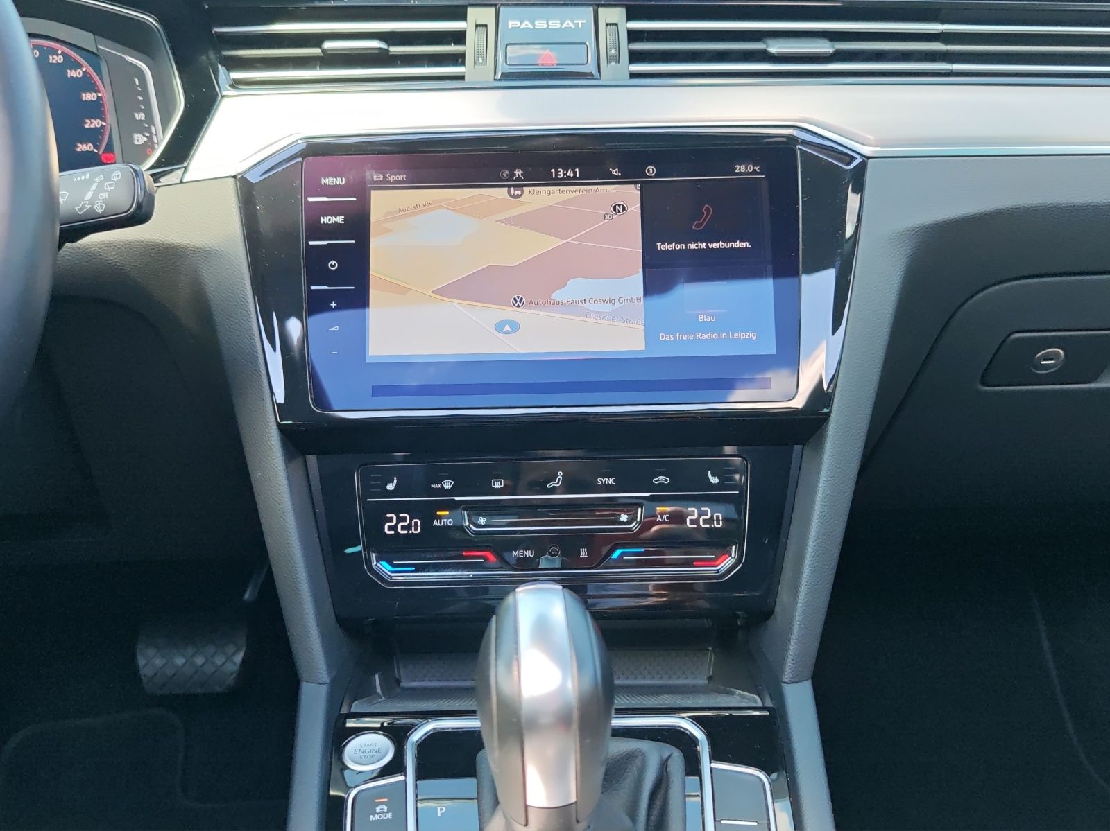 Fahrzeugabbildung Volkswagen Passat Variant TSI Elegance DSG 4M Matrix Navi A
