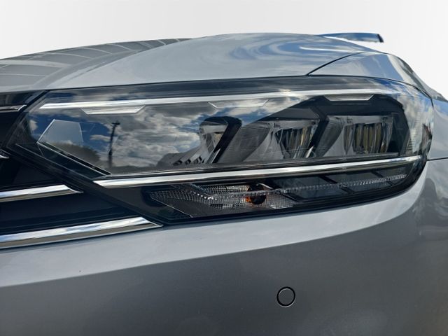Passat Variant 2.0 TDI Business LED+NAVI+RFK+ACC