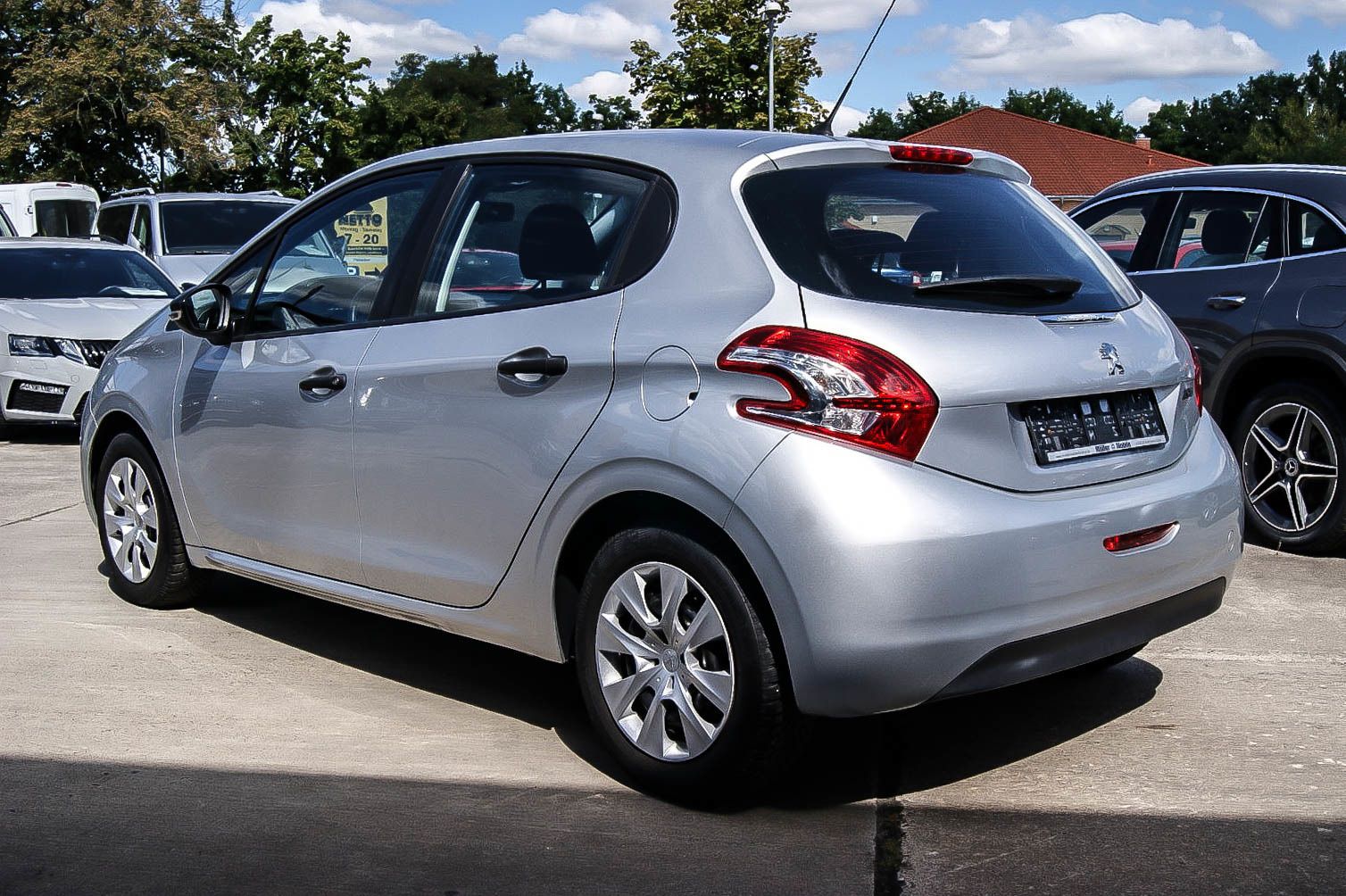 Fahrzeugabbildung Peugeot 208 1.0 VTi Active KLIMA TEMPOMAT SERVICE NEU