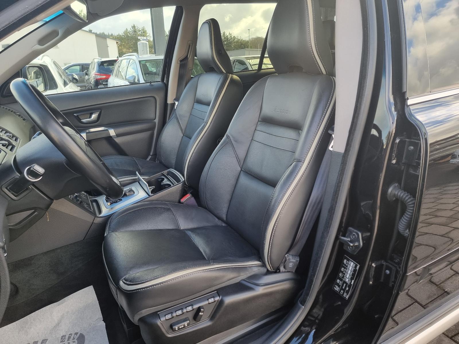 VOLVO XC90 2.4 D5 200 ch R-DESIGN AWD BVA 7 PLACES 2ème MAIN - CUIR - ATTELAGE - 174600 km