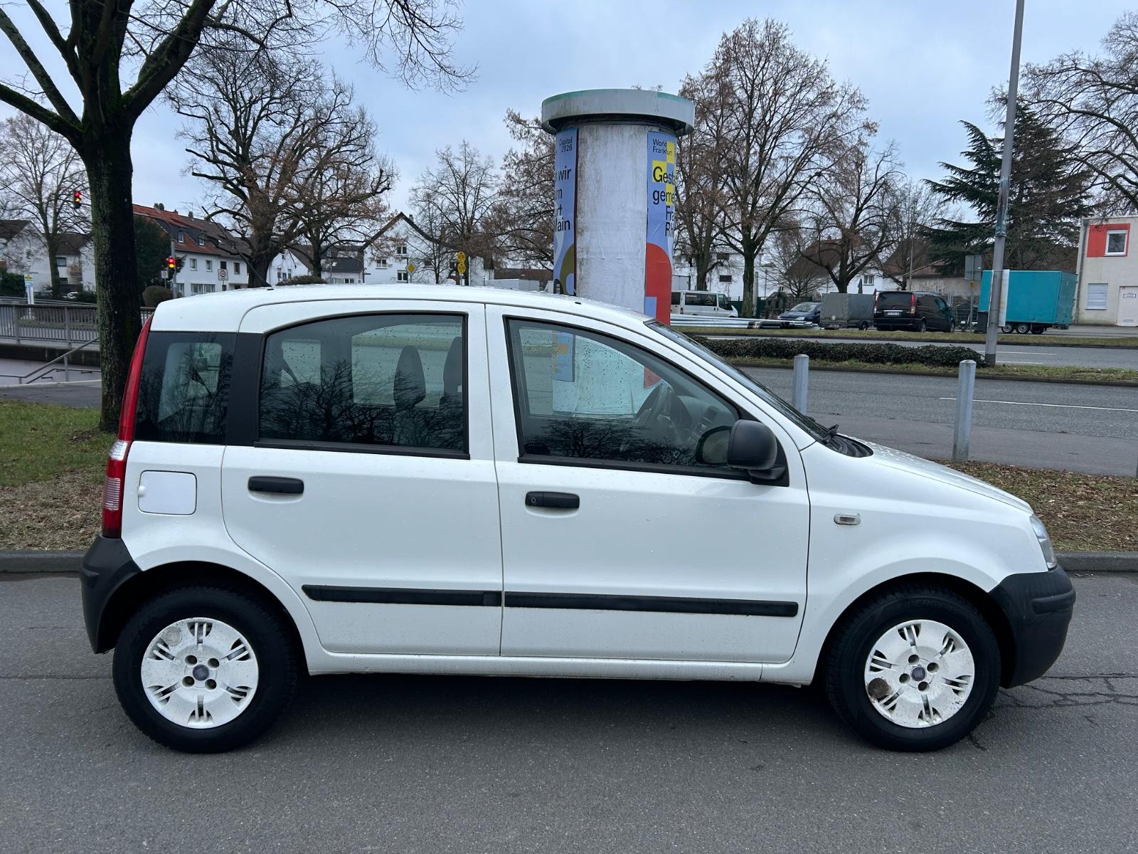 Fiat Panda 1.1 8V Active*AHK*STADTFLITZER*TOP ANGEBOT