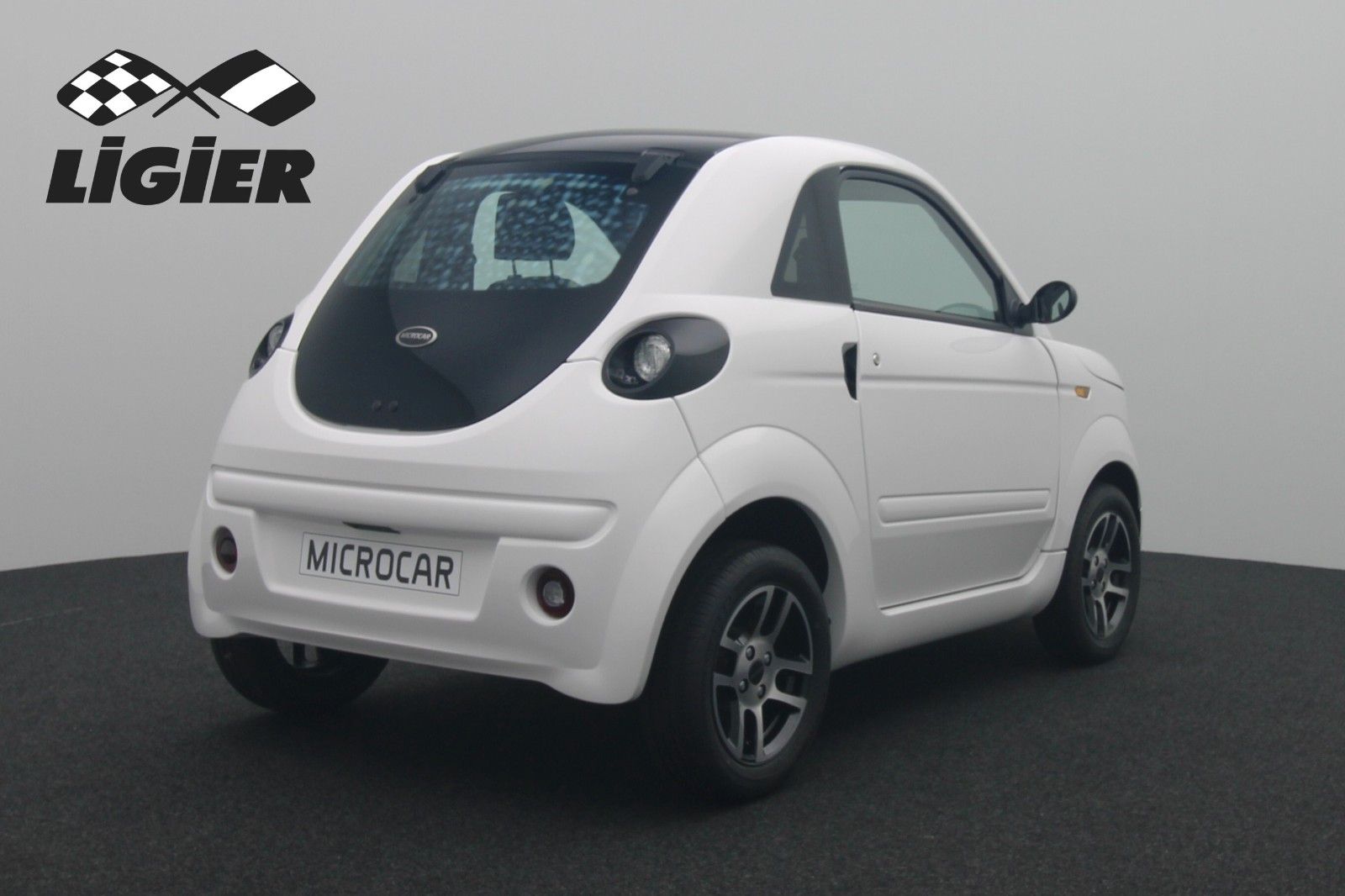 Fahrzeugabbildung Microcar DUÈ Initial *Fahren ab 15* Leasing ab €169,00