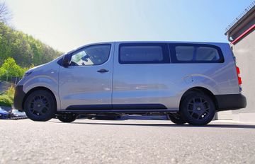 Opel Vivaro Kombi*9-Sitze,Kamera,Navi,Klima,CarPlay*