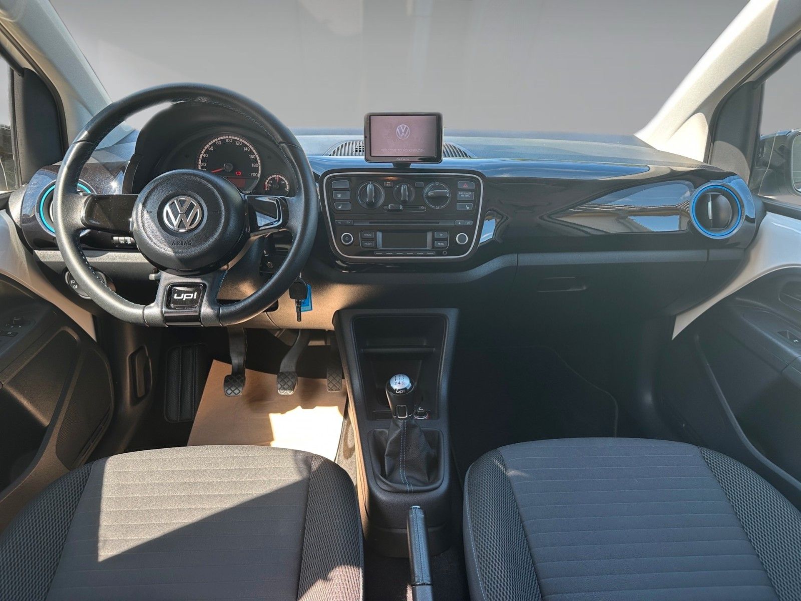 Volkswagen up! cup up! – Bild 11