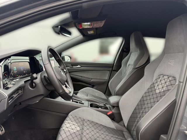 Golf 8 VIII R-Line 1.5 eTSI Navi ACC Rear View