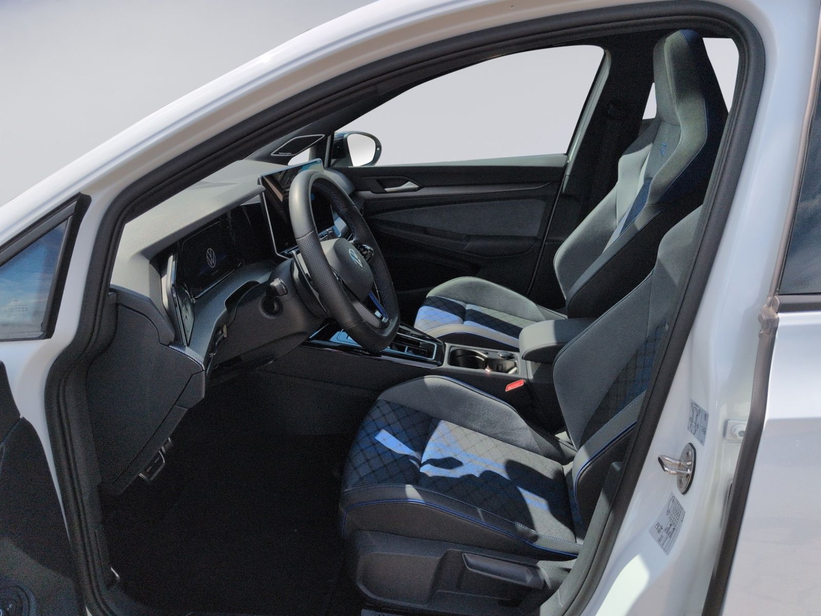 Golf R BLACK EDITION  AKRA+PANO+HARMAN+WARMENAU+