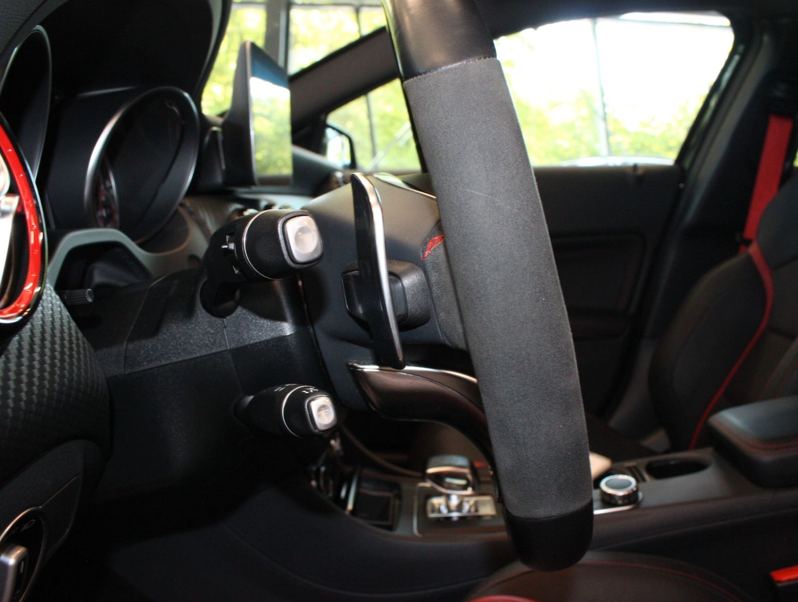 Fahrzeugabbildung Mercedes-Benz A 45 AMG 4MATIC *AMG Racing Kit*1.Hand