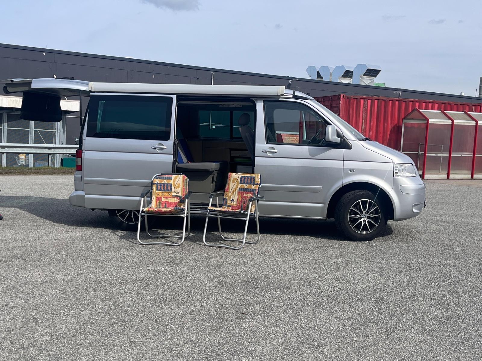Volkswagen T5 Multivan 2.5TDI California Aufstelldach