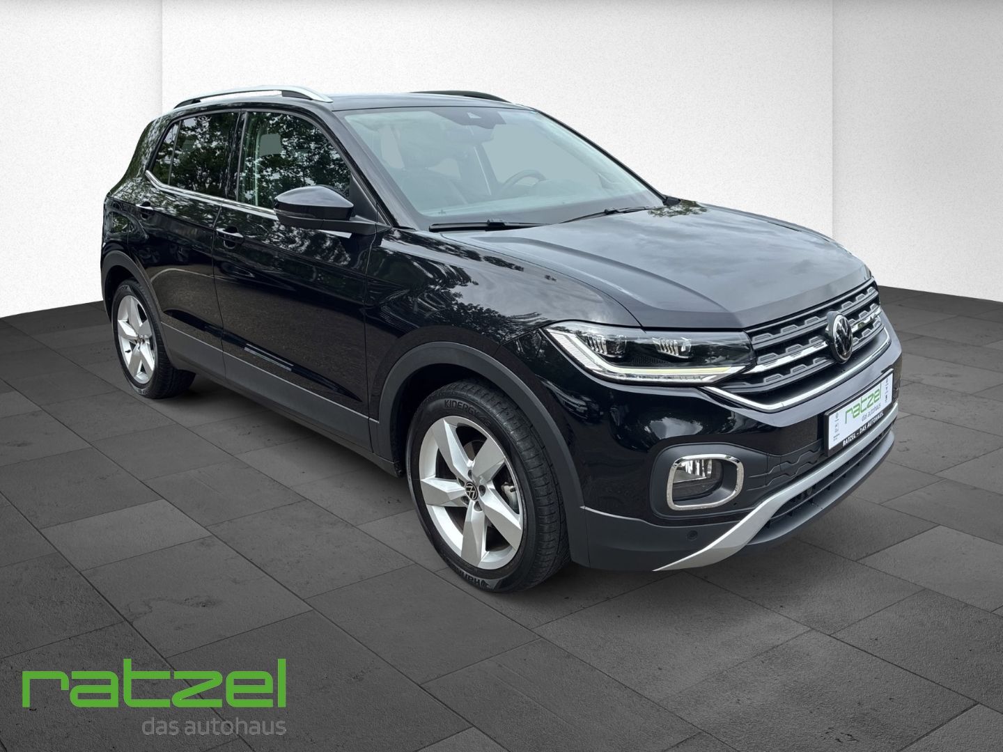 Fahrzeugabbildung Volkswagen T-Cross Style 1.5 TSI DSG LED Dyn. Kurvenlicht A