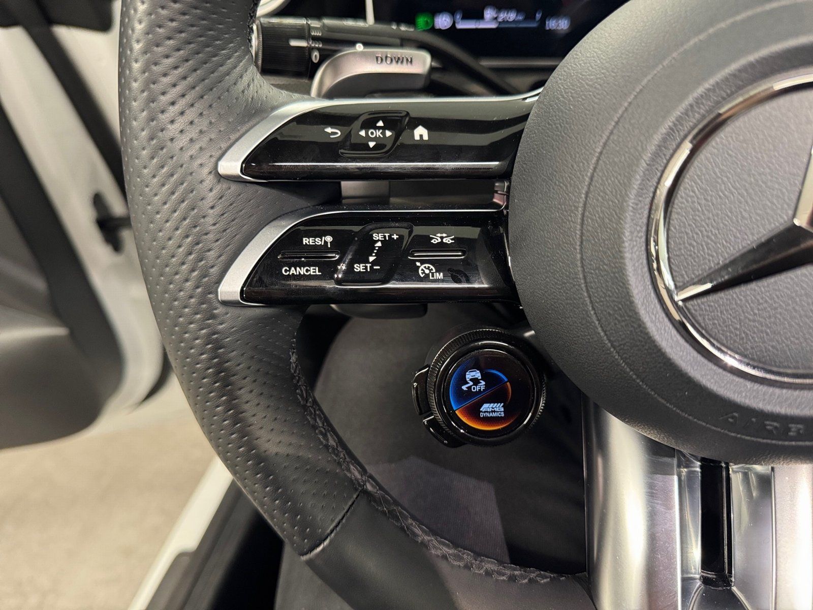 Fahrzeugabbildung Mercedes-Benz CLE 53 4MATIC+ AMG Plus*Pano*HUD*Fahrass+*Burmes