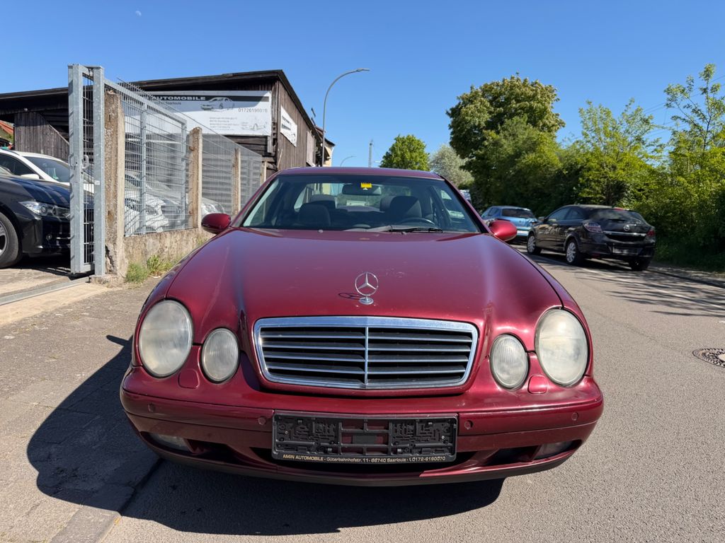 Mercedes-Benz CLK 320
