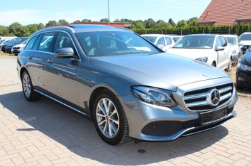 Mercedes E 200 - 3