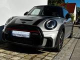 MINI John Cooper Works - Traumausstattung, Topzustand - silberne MINI John Cooper Works
