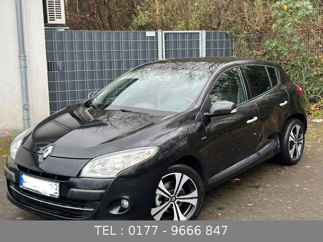 Renault Megane III Lim. 5-trg. BOSE Edition* HU06-26