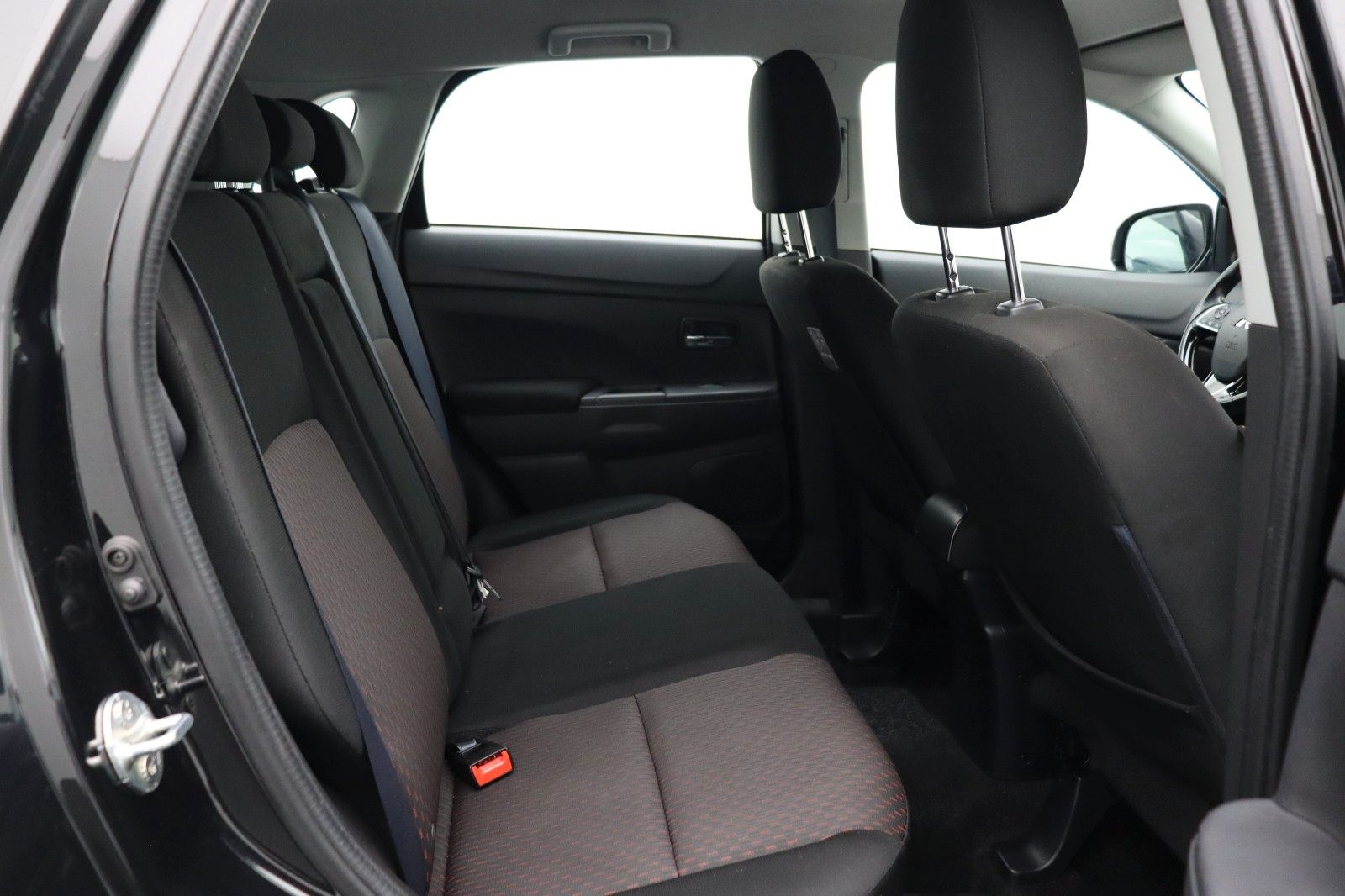 Fahrzeugabbildung Mitsubishi ASX Diamant Edition 1.6 2WD