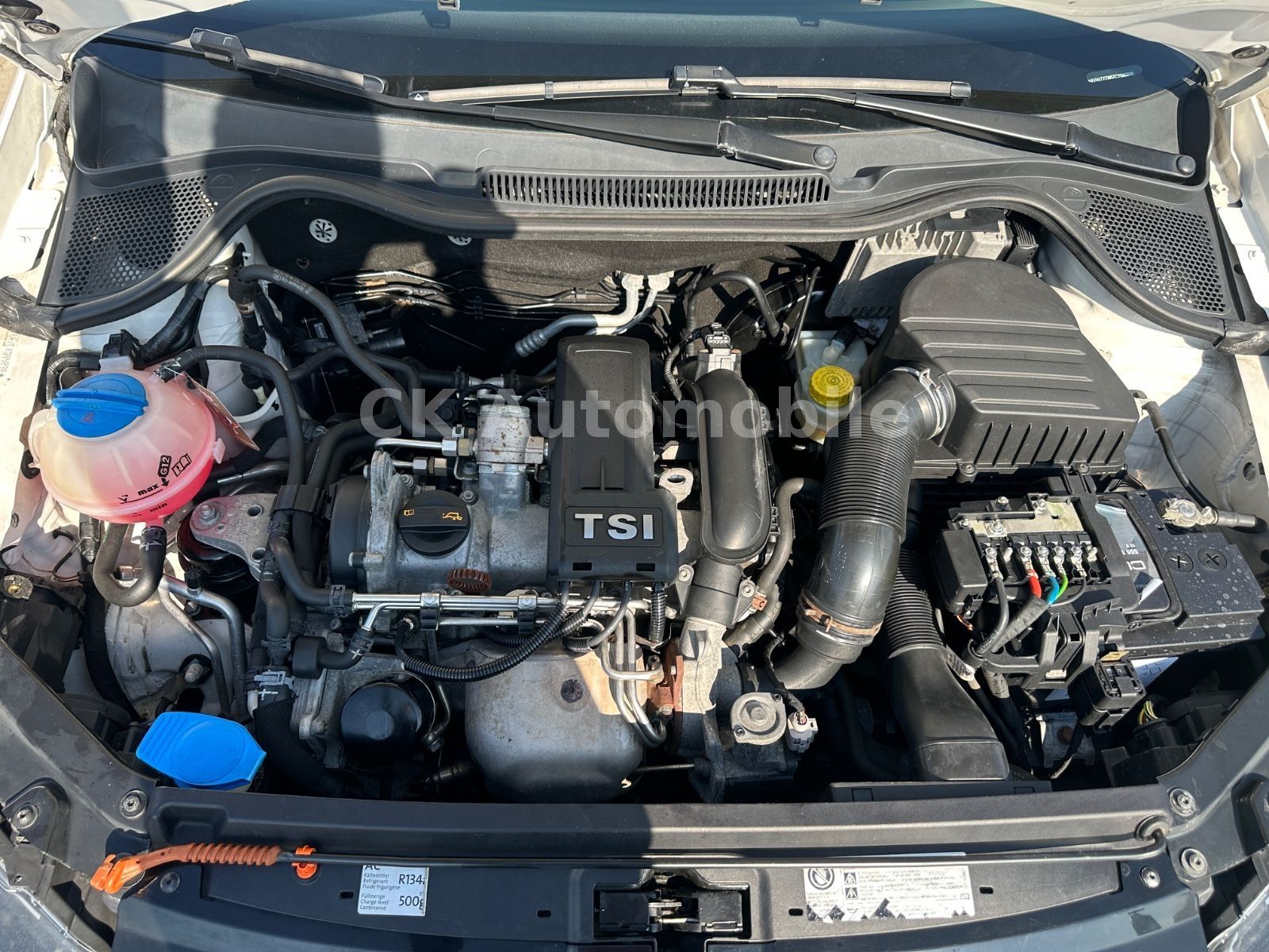 Fahrzeugabbildung Volkswagen Polo V Style 1.2 TSI/Klima/Bi-Xenon/Tempomat/PDC