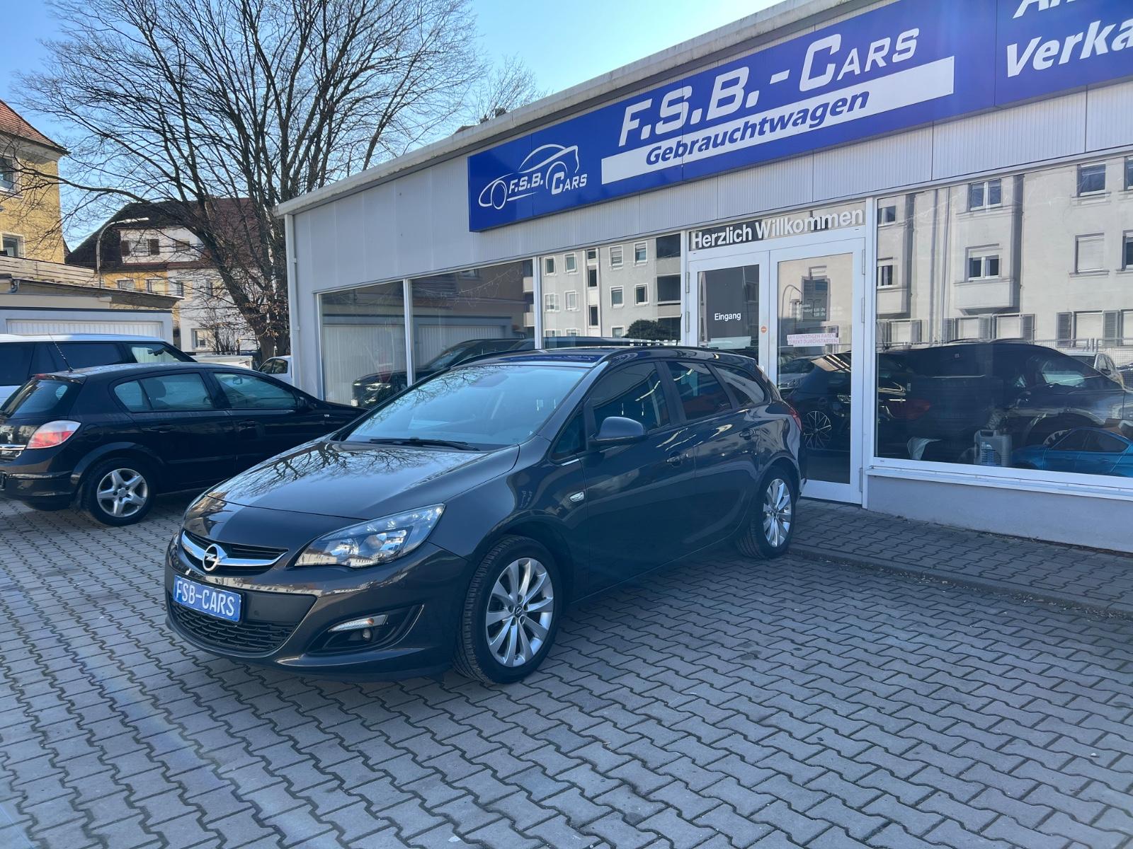 Opel Astra J Sports Tourer Style