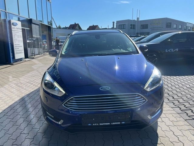 Fahrzeugabbildung Ford Focus Zahnriemen NEU Klimaautomatik Navi SHZ AHK