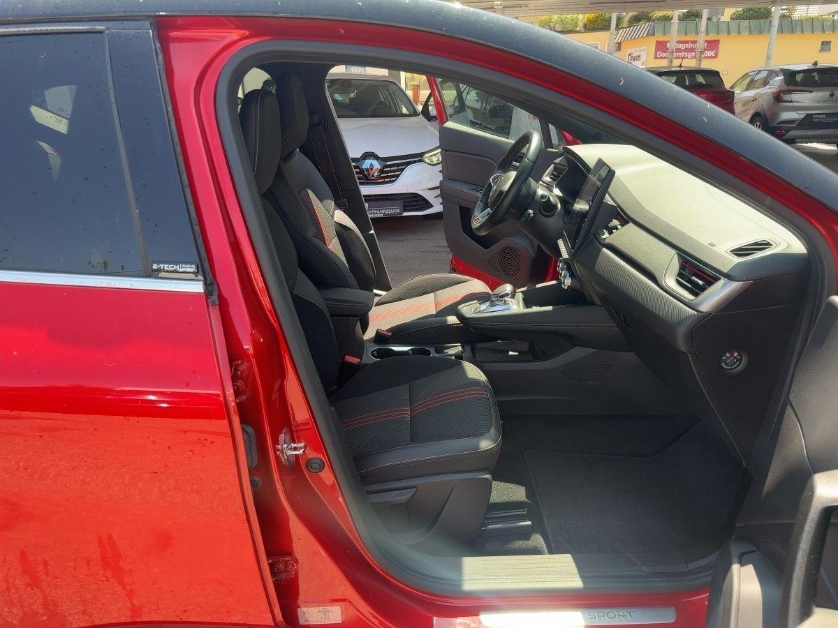 Fahrzeugabbildung Renault Captur R.S. LINE E-TECH Plug-in 160