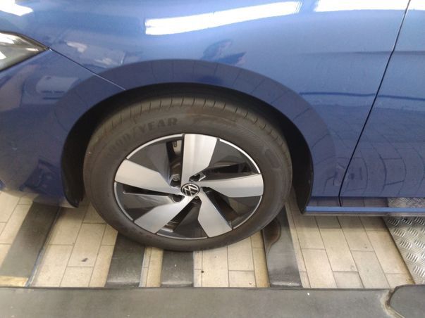 Volkswagen Passat Variant - Bild 6