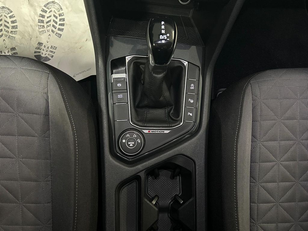Volkswagen Tiguan 4M DSG LIFE NAVI*CAM*DCC*H&K*IQ.LIGHT*AHK