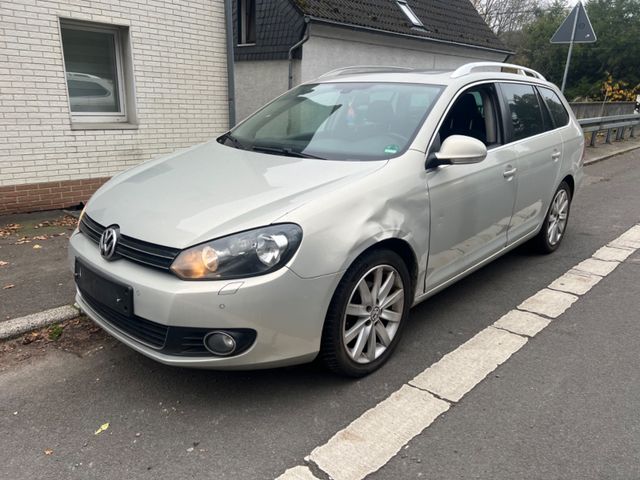 Volkswagen Golf VI 1,6 TDI Highline *PANO*ALCANTARA*