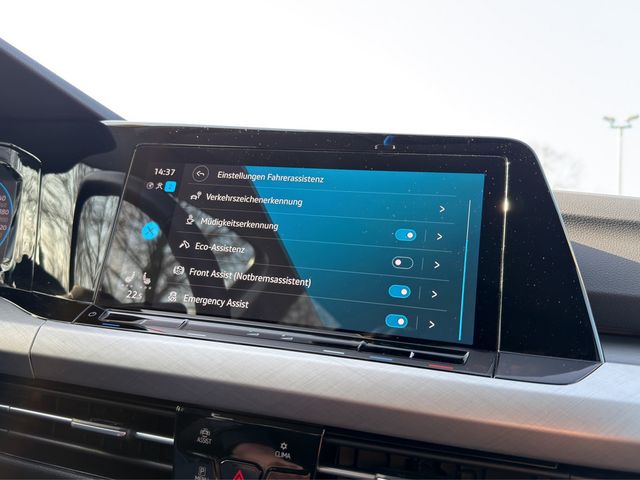 Golf VIII Variant 2.0 TDI Life DSG AHK ACC LED