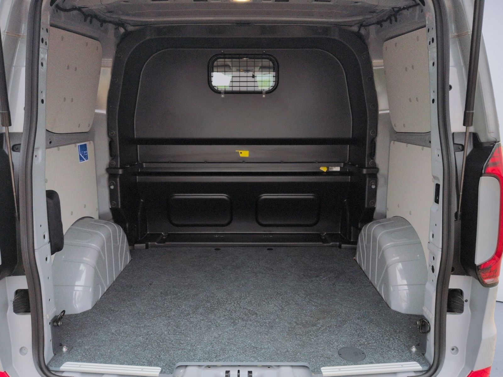 T7 Kasten Plus 2.0 TDI 4MO AHK+SH+NAVI+MATRIX+