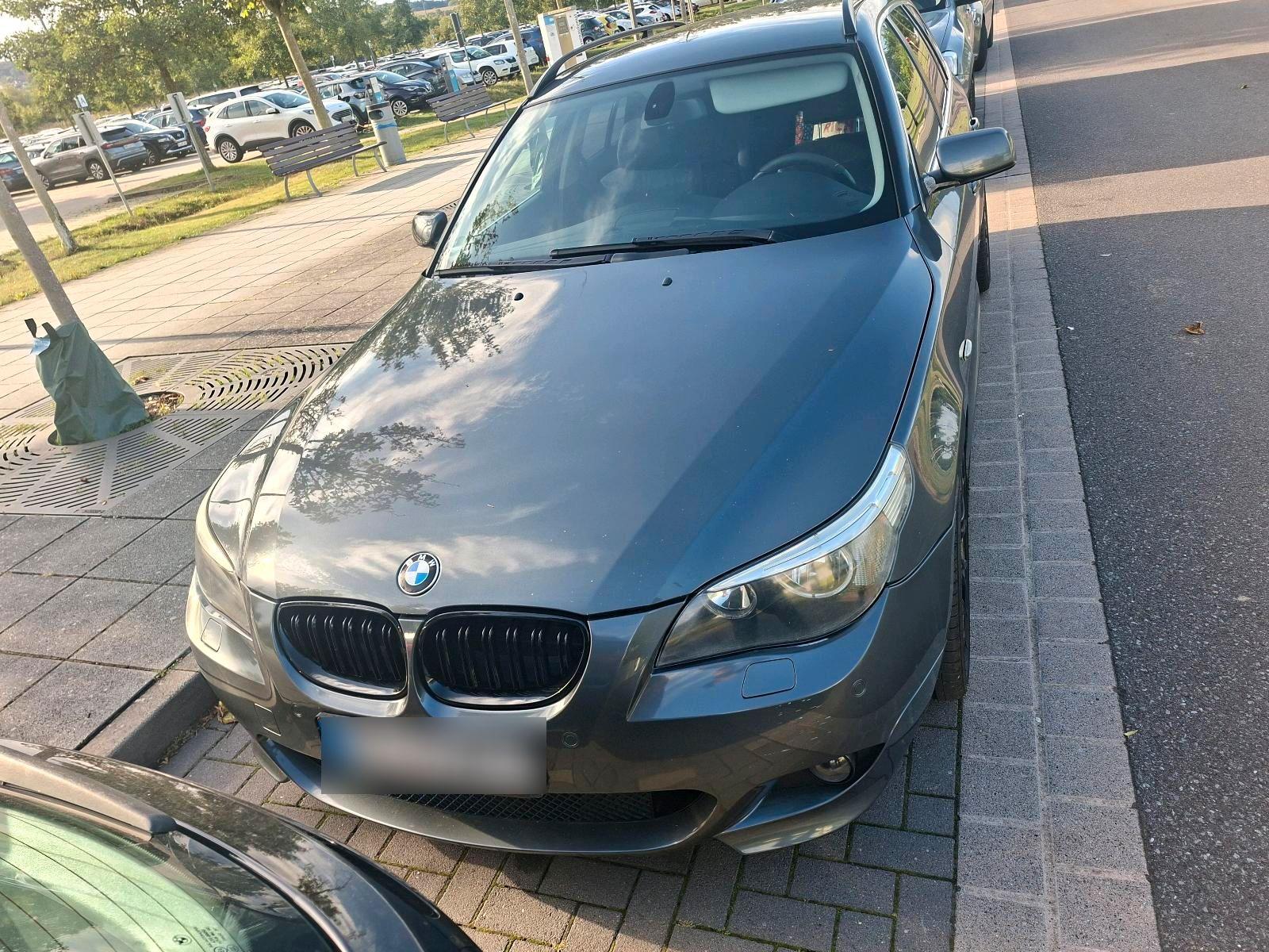BMW 525 2004 — двигун 209 HP (154kW)