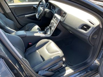 Volvo V60 - 12