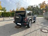Jeep Wrangler 2.2l CRDi Sahara Automatik - Jeep Wrangler Gebrauchtwagen in München